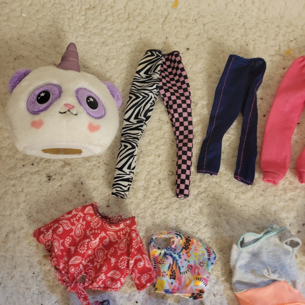 Barbie Fashion Doll Clothes Lot 18pc Roxy Swimsuit Panda Reveal Multi Excellent - Picture 4 of 8